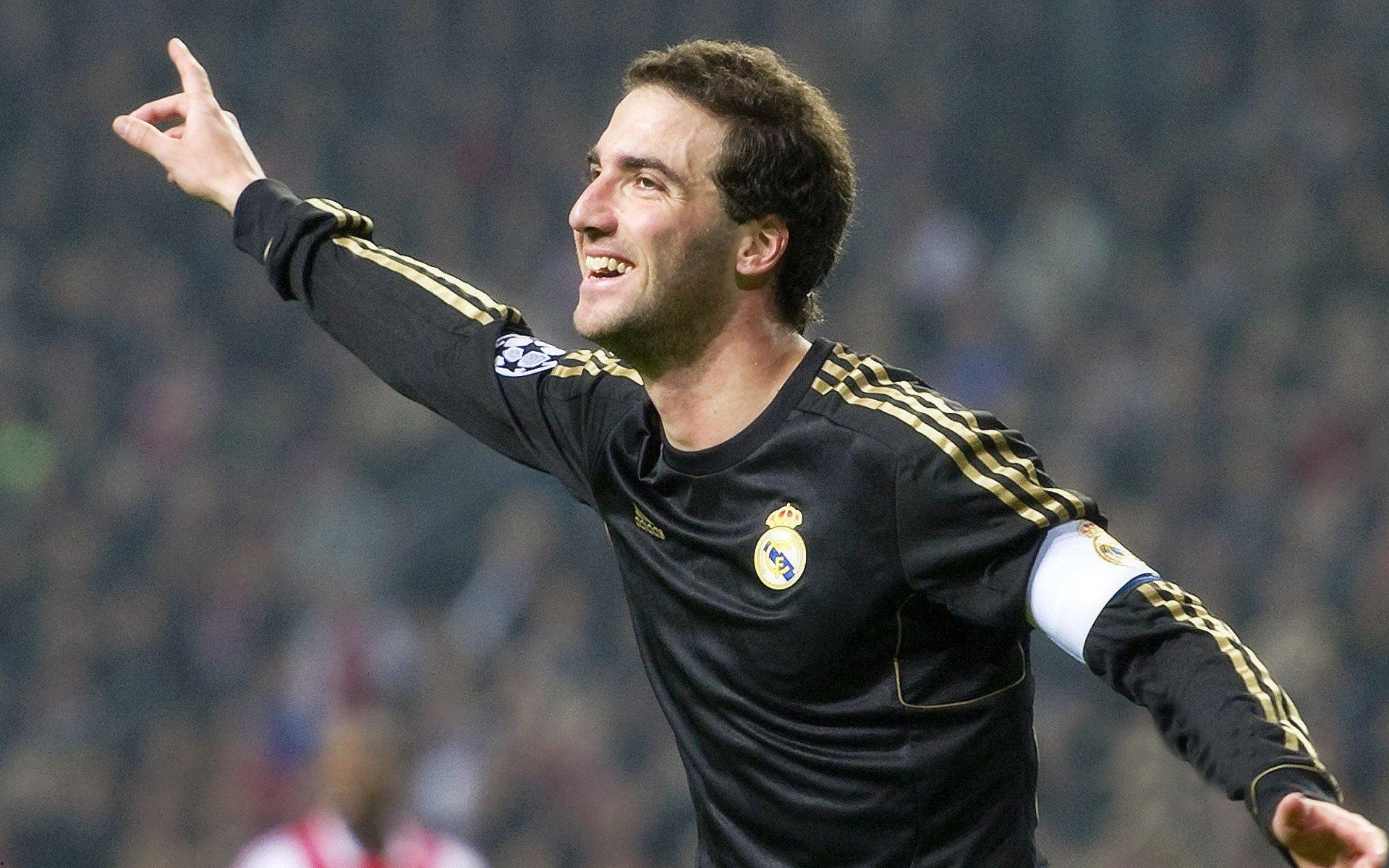 体育公益携手前行 爱心传递温暖人心【PG电子游戏】